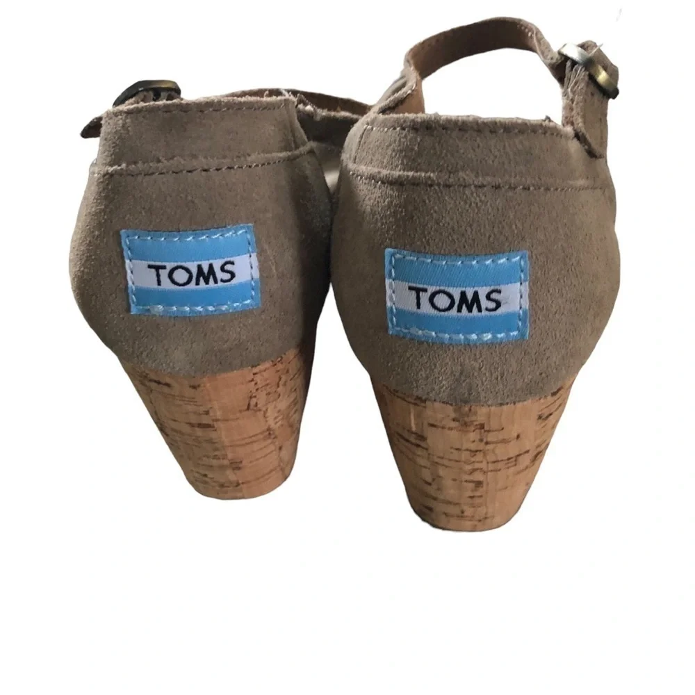 Toms Cork Wedge Suede Sandal Sz. W9 Taupe Ankle Strap Summer Casual Preppy